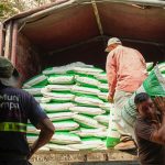Inicia descarga anual de fertilizante para apoyo al sector agrícol